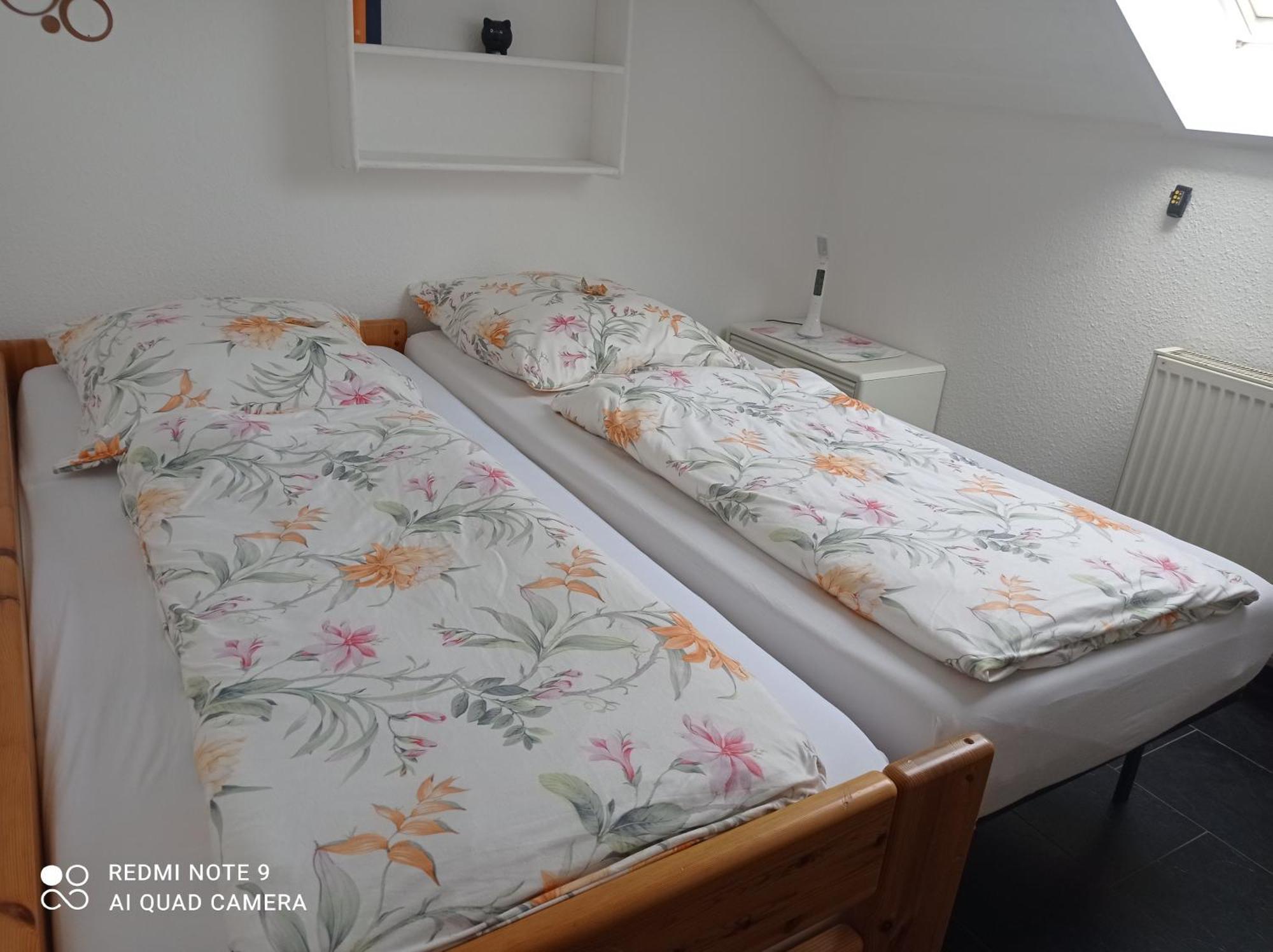 Moderne Ferienwohnung Neckarschleife Mit Klimaanlage Kirchheim am Neckar Bagian luar foto